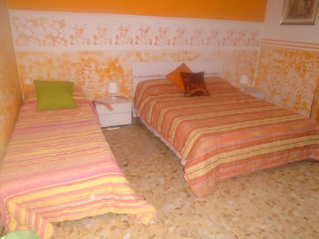 Tropical Bed&Breakfast 3*, Lucca